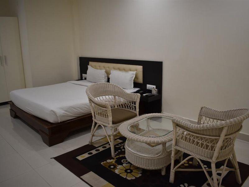 Hotel Vaibhav Varanasi Eksteriør billede