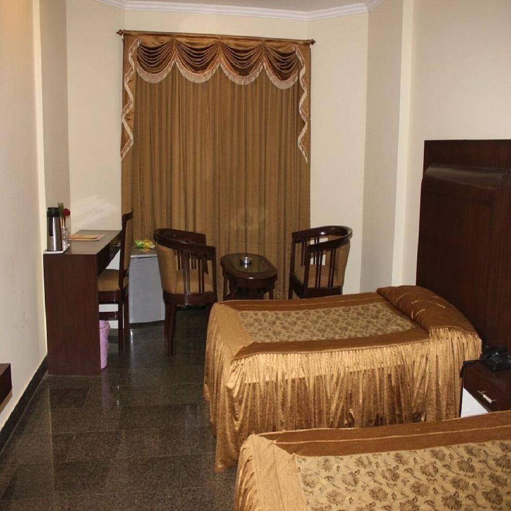 Hotel Vaibhav Varanasi Eksteriør billede
